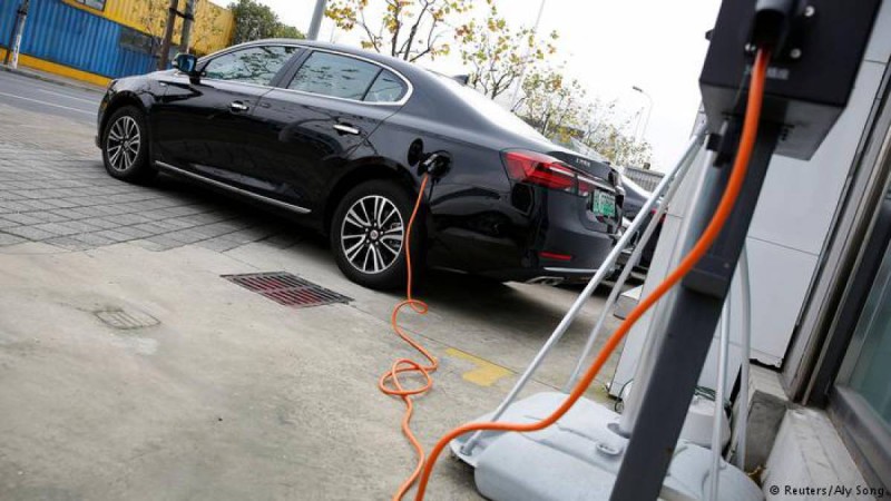 2025 жылы Норвегия толықтай электромобильге көшпек.