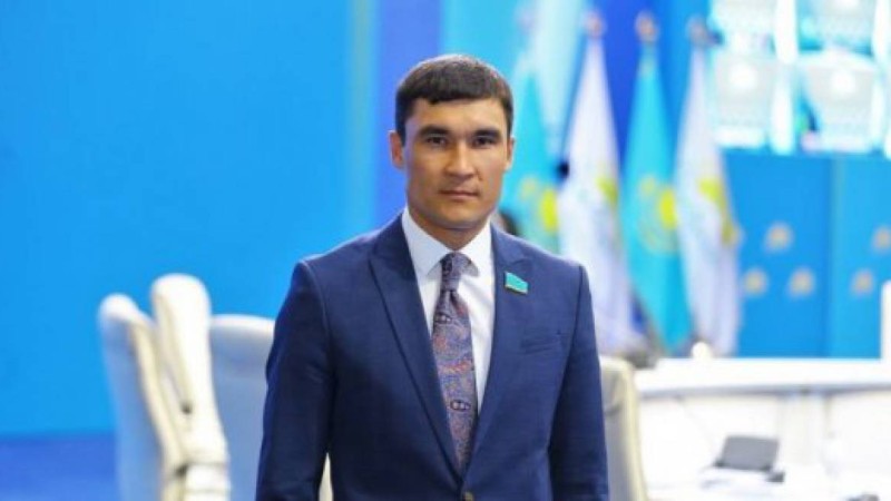 Депутаттықтан кеткен Серік Сәпиев жаңа қызметке тағайындалды.