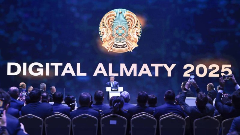 Олжас Бектенов Digital Almaty 2025 цифрлық форумына қатысты.