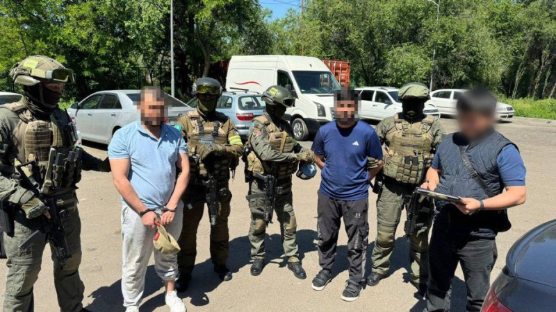 Алматыда терроризмді насихаттаған екі шетелдік азамат ұсталды.