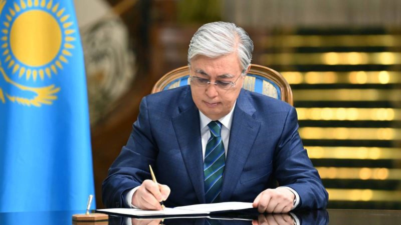 Президент биыл 98 заңға қол қойды – Берік Уәли.