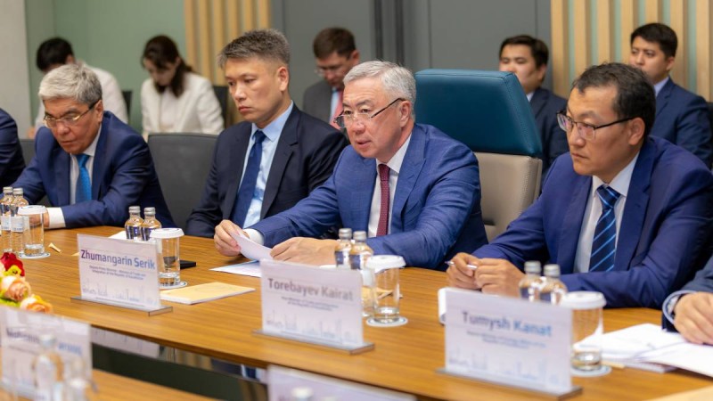 Қазақстан үкіметі 200 ауғанмен қандай келісім жасасты?.