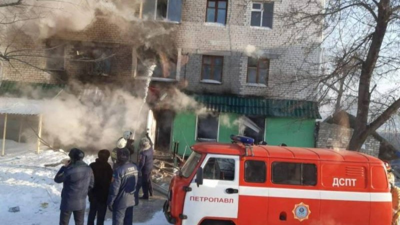 Петропавлда тұрғын үйде болған жарылыстан екі адам қаза болды.