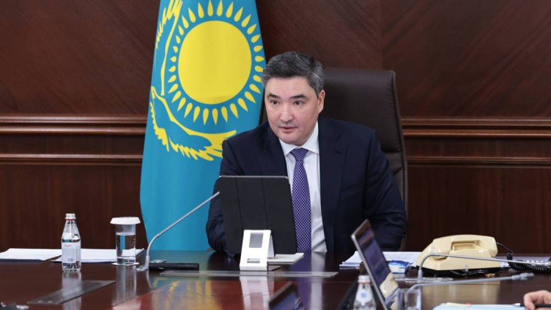ҚР Үкіметінің қарызды басқару саясаты халықаралық тәжірибеге сай – Олжас Бектенов.