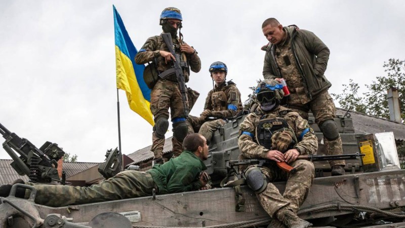 Украина орыс тілін мемлекеттік тіл етуі тиіс – Ресей СІМ.