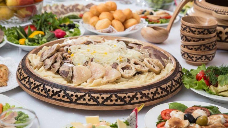 Тыйымға қарамастан жасалған той.