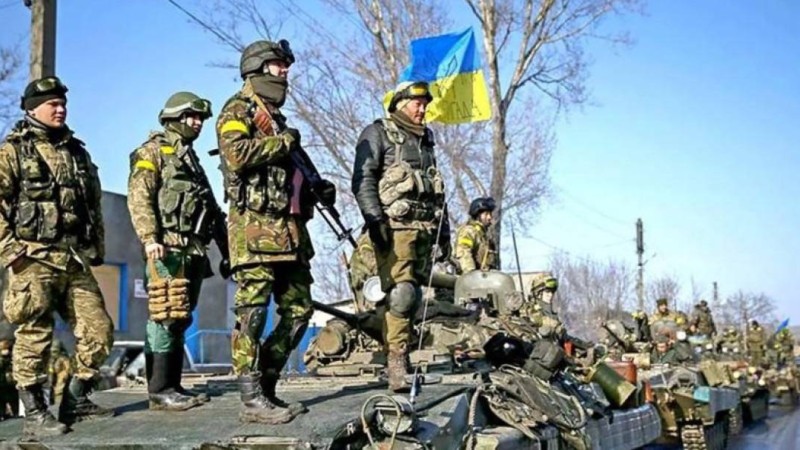 Подоляк: Ресейліктер Қырымнан қашуға қазірден дайын.