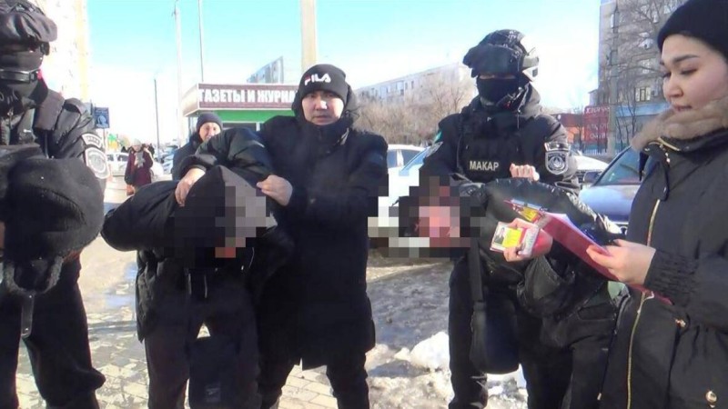 Ақтөбеде бопсалаумен айналысқан студенттер тобы ұсталды.