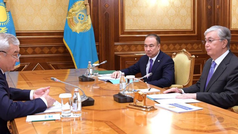 Президент Семей әкімін қабылдады.