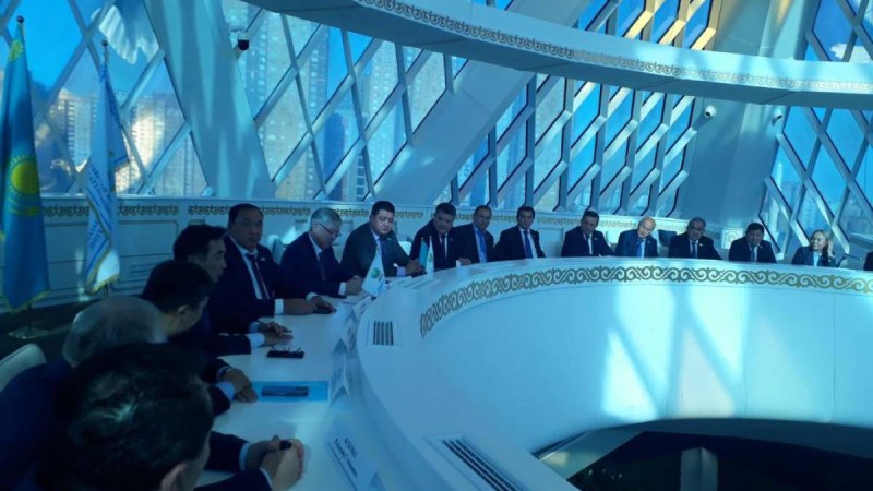 Мәслихат депутаттары бірлестігі Қ.К.Тоқаевты Президент сайлауына кандидат ретінде ұсынды.
