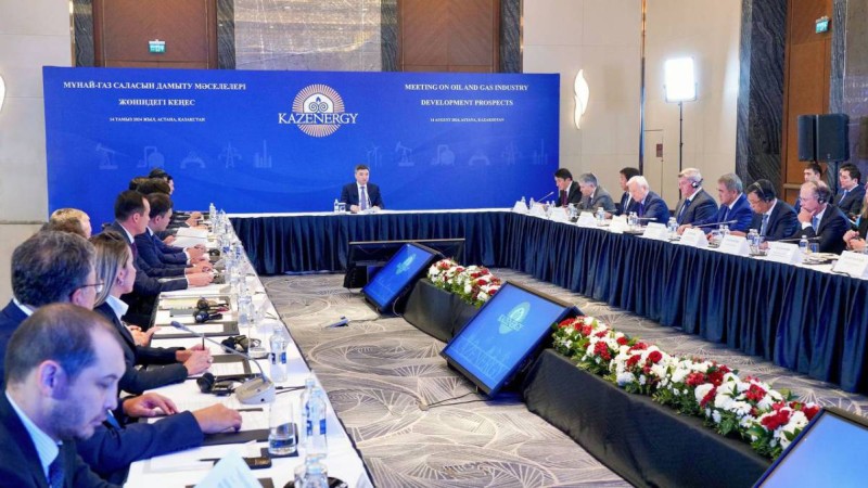 Мұнай-газ саласы барша Қазақстан халқының игілігі үшін қызмет етуі керек – Олжас Бектенов.