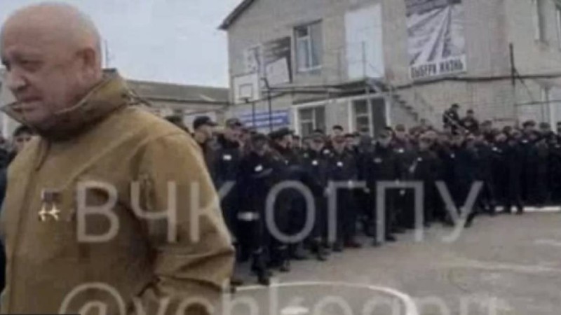 Ресей қылмыскерлерден жасақталған әскерді Донецкіде дайындап жатыр.