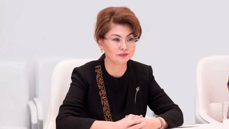 Аида Балаева журналистердің сынына жауап берді.