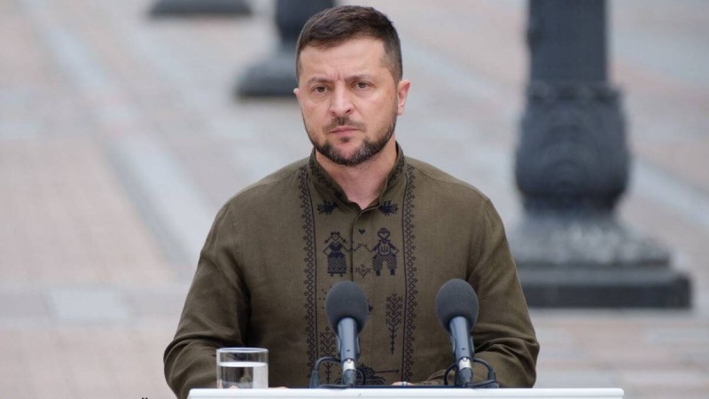 Зеленский мінген көлік жол апатына ұшырады.