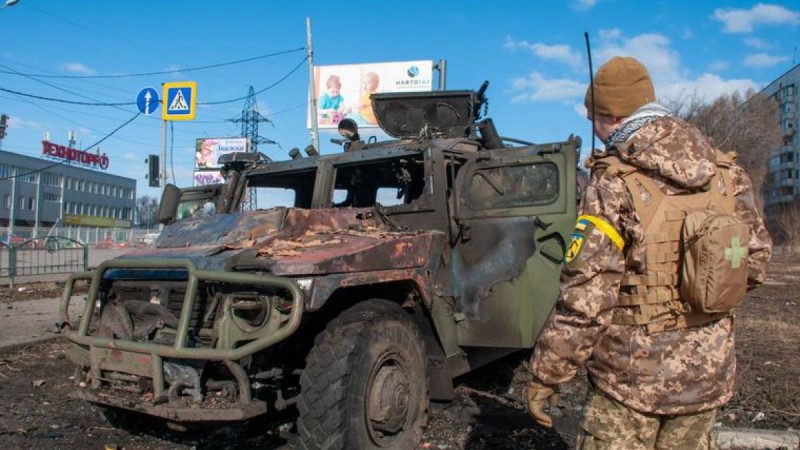Украинада басқыншылардың шептері күйреп, үдере қашып жатыр.