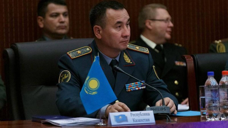 Бұрынғы қорғаныс министрі Мұрат Бектанов 12 жылға сотталды.