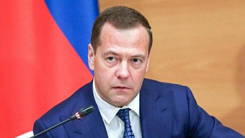 Медведев Қазақстанды орыстарға геноцид жасады деп айыптады.