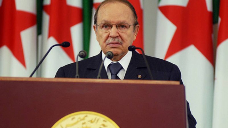 Халықтың қарсылығына қарамастан 82 жастағы президенті сайлауға қатысады.