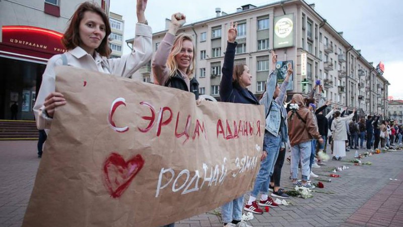 Белорустьте дәрігерлер мен мәдениет саласының қызметкерлері қарсылық акциясына шықты.