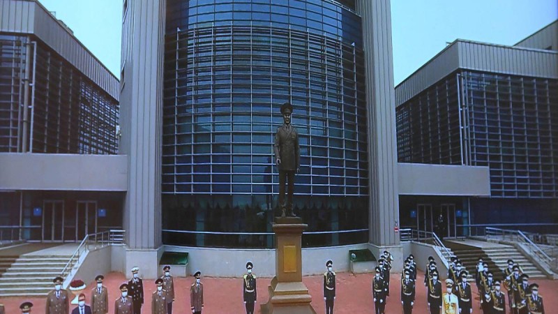 Астанада Назарбаевқа ескерткіш орнатылды.