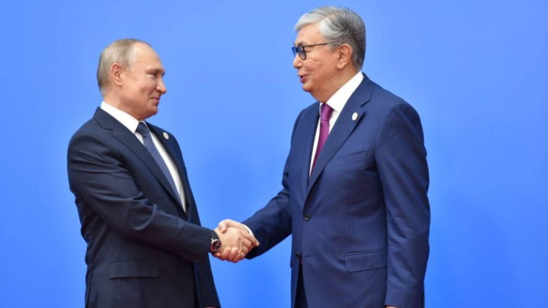 Тоқаев Ресейге кетті.