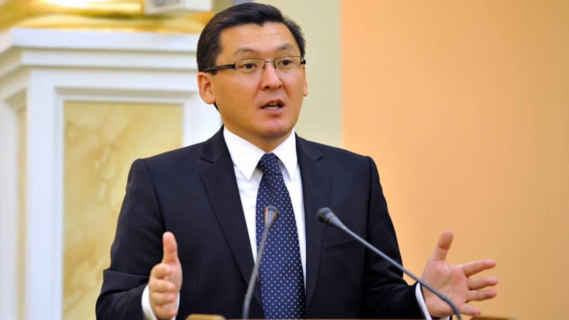 Майлыбаев мерзімінен бұрын босап шықты.