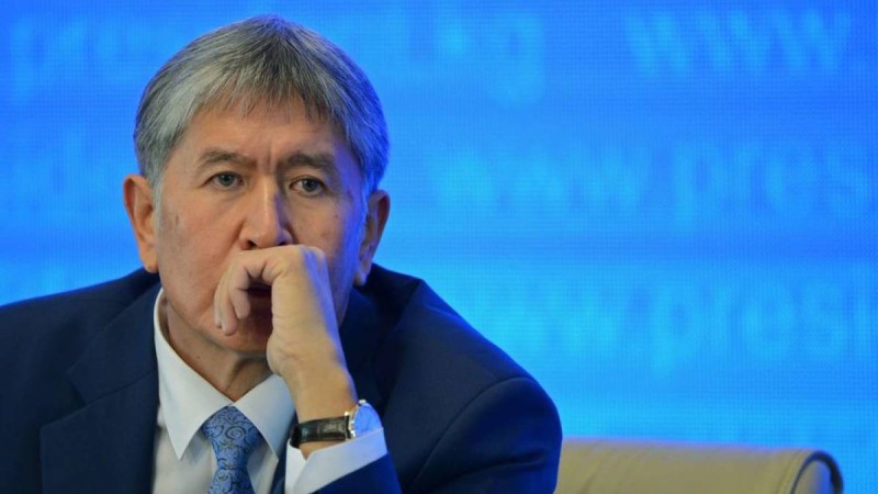 Атамбаевты жақтаушылар мен қарсыластарының арасында төбелес болды (видео).