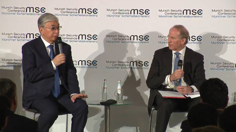 Тоқаев: Әлемнің білімді адамдары Қазақстанға келіп, экономиканы көтеруге көмектесуі үшін бәрін жасаймыз.