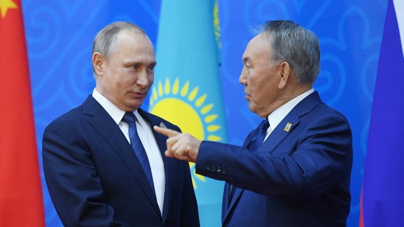 Путин Назарбаевтың ұсынысын қабылдамады.