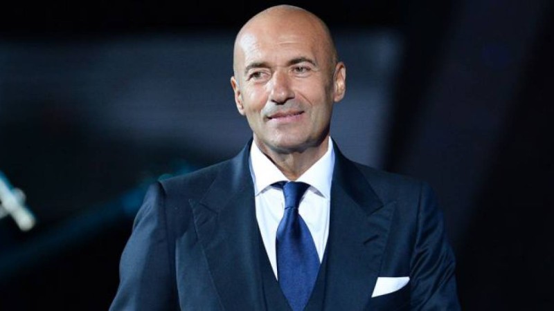 Тоқаев Игорь Крутойға «Достық» орденін берді.