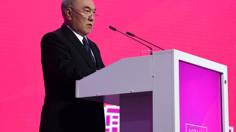 Назарбаев: Мен кандидатурамды ұсынып қайта сайланар едім.