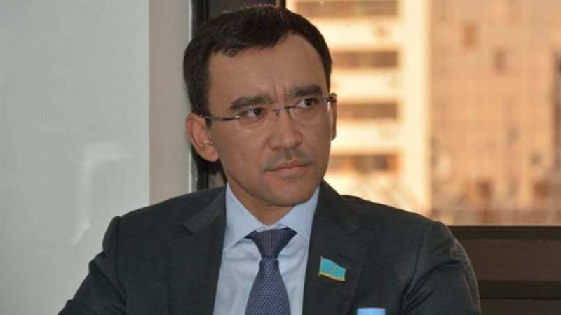 Мәулен Әшімбаев «нұрботтардың» бар екенін мойындады.