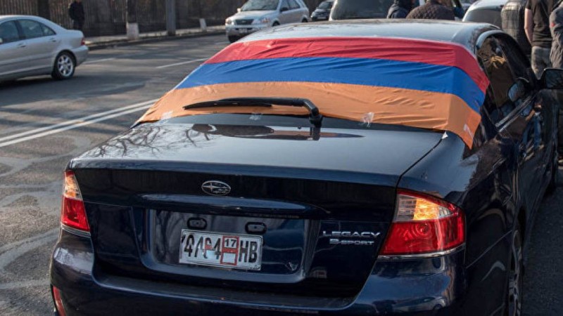 Армениядан қалай көлік алуға болады?.