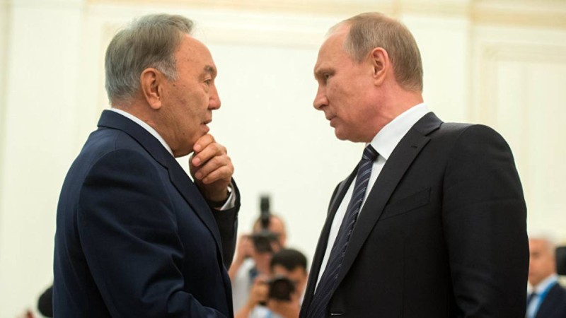 Путин: Назарбаев билікті мұрагермен қамтамасыз етеді деп үміттенеміз.