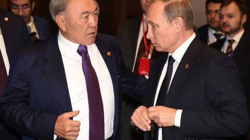 Назарбаев биліктен кетерден бұрын, 19 науыз күні түсте Путинмен сөйлескен.