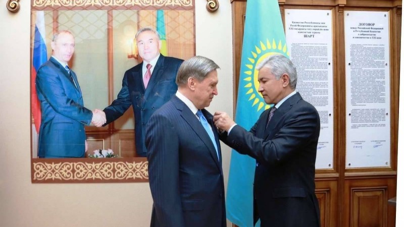 Қазақстан Путиннің көмекшісін «Достық» орденімен марапаттады.