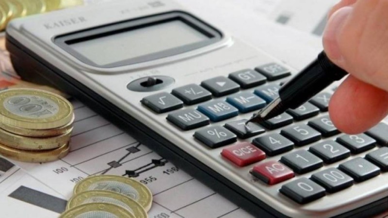 мемлекеттік қызметшілерге еңбекақы төлеу және ынталандыру жүйесін талқылады.