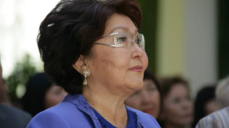 Президент Сара Назарбаеваны марапаттады.