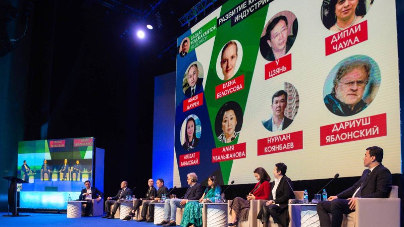 Медиа апталықтың ақпарат саласына берері көп.