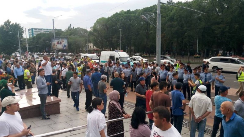 6 шілдедегі митингіде 100-ден аса адам ұсталды — ІІМ.