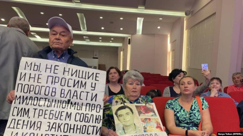 Наразы топ «Нұр Отан» партиясына барды.