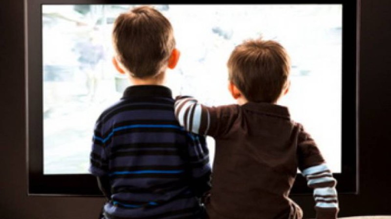 Азғындықты ашық дәріптейтін телеөнімдер тыйылмай тұр.