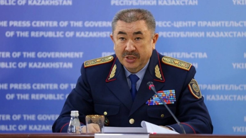 Ішкі істер министрі журналисттермен дос болғысы келеді (видео).