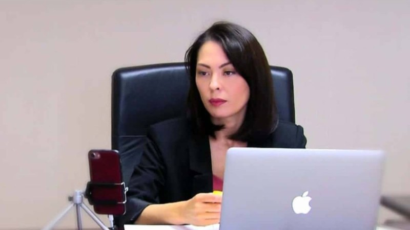 Тәшенова: әлі Мамай мен Иманбаеваның бірге көше сыпырғанын көреміз.
