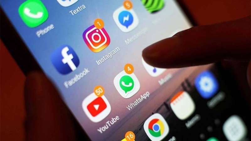 Сайлау қарсаңында билік интернетті бақылауға күш сала ма?.