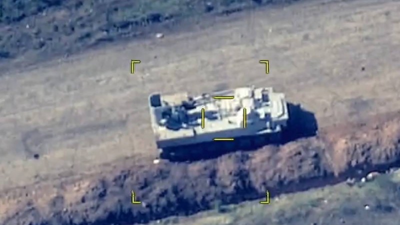 Әзербайжан Арменияның бронотехникасын жойды (видео).