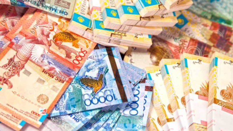 Ұлттық банк теңгені құлдыраудан құтқаруға көшті.