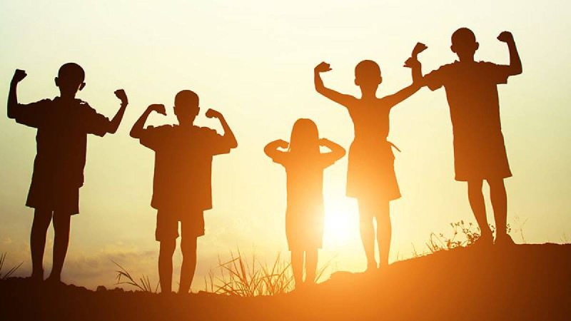 Атаулы әлеуметтік көмек: 7 балаға 70 мың теңге беріледі.