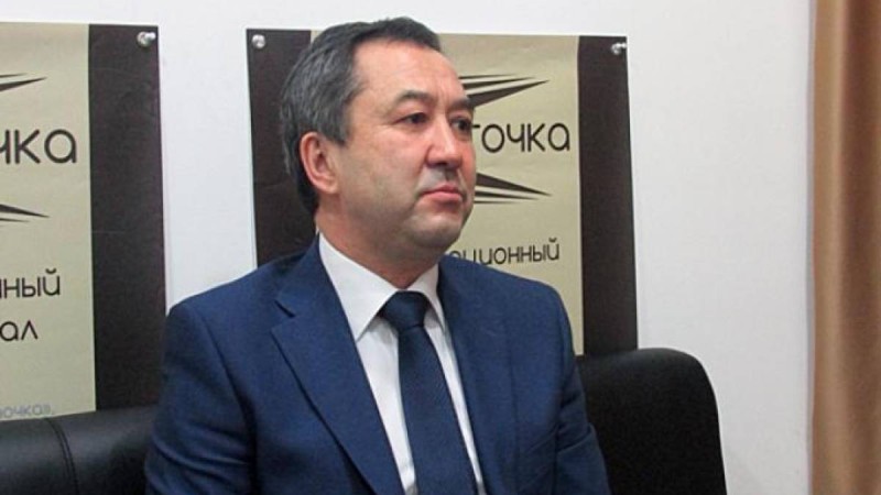 Адвокат үкіметті сотқа берді.