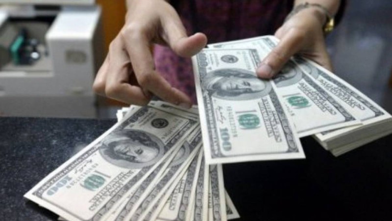 Қазақстандық банктер шетелге $2 млрд. шығарған.